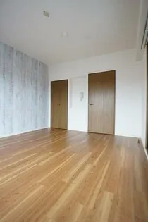 ラ リヴィエールの画像