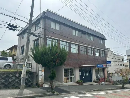 うね野ビルの画像