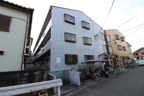 サンハイツ沢良宜西の画像