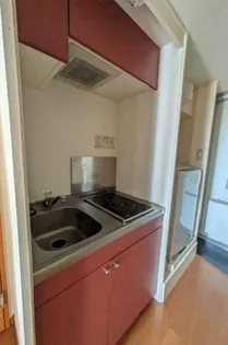 レオパレスクレスト【204号室】の外観