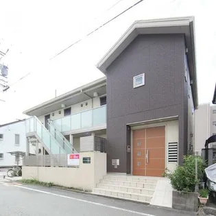 アドニス杁中の画像