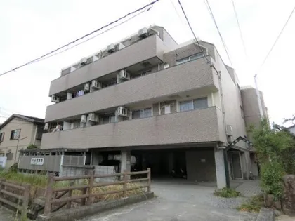 宮元7番館【1階】の外観