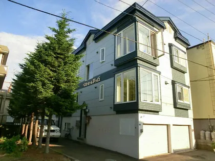 ベストホーム羊ヶ丘【1階】の外観