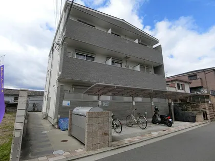 クリエオーレ別府【203号室】の外観