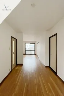 イージストパレスの画像