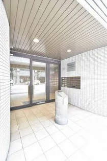 パインヒルズ美野島【503号室】の外観