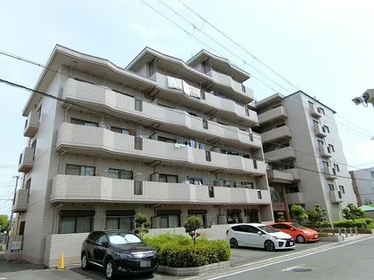 ファミール若園の画像