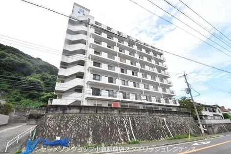 ホワイトパレス門司港【6階】の外観