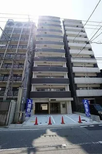 スタンドリバー天神南【2階】の外観