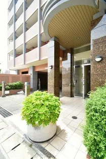 サヴォイレジェント【3階】の外観