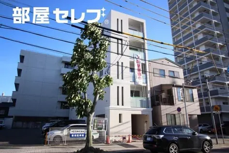 ディオール ナゴヤ【3階】の外観