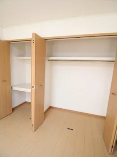 グラン パレ【2階】の内装