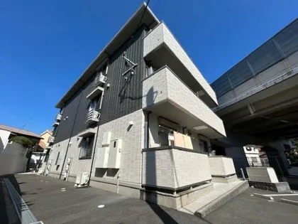 ルーブル下富野の画像