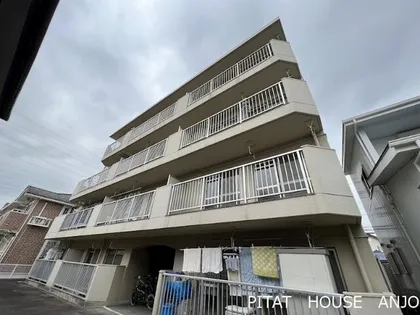 ファミールMの画像