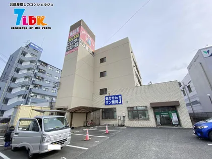 旧第三銀行橿原神宮前ビルの画像