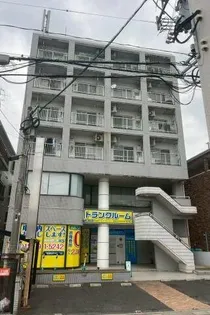 プレジデント大名【303号室】の外観