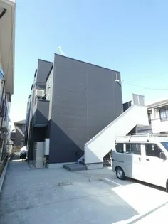 大阪府東大阪市衣摺2丁目【アパート】の外観