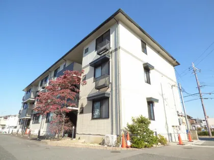 パストラル狭山【3階】の外観