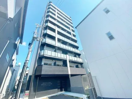 グランドロアール南巽【203号室】の外観