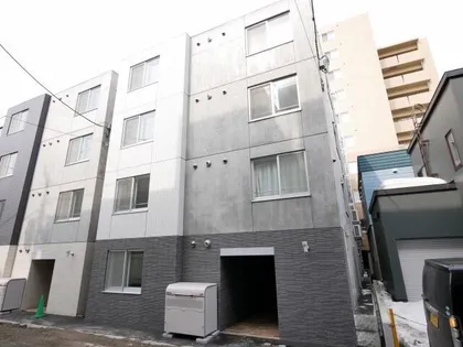 グランデ円山(旧 クラヴィス北円山)【4階】の外観