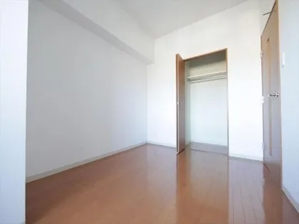 ランドハウスグランドウエスト【2階】の内装