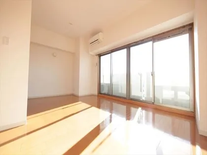 ランドハウスグランドウエスト【2階】の内装