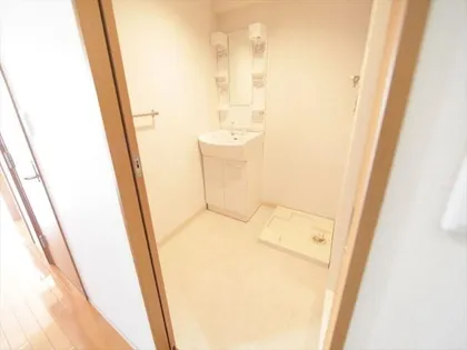 ランドハウスグランドウエスト【2階】の内装