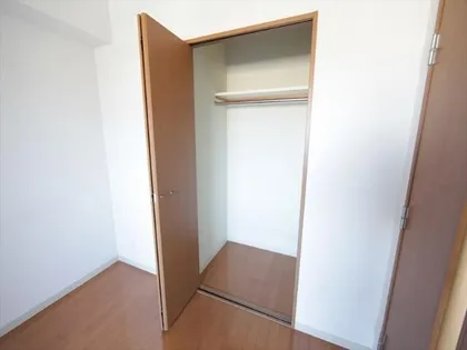 ランドハウスグランドウエスト【2階】の内装