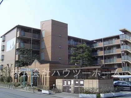 京都府城陽市平川茶屋裏【マンション】の外観
