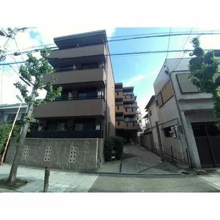 グローリー・11【2階】の外観