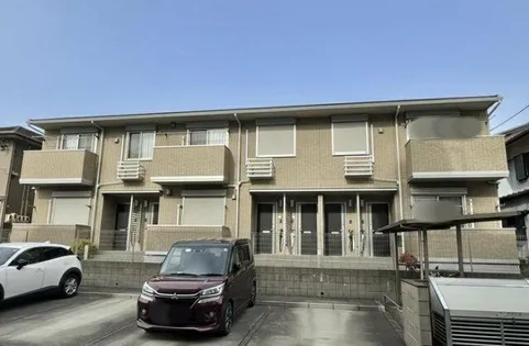 ソラーレ鳴海の画像