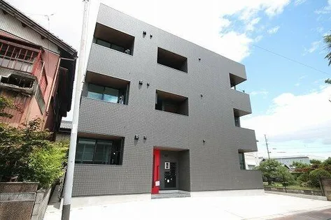 WARREN CHUOIの画像