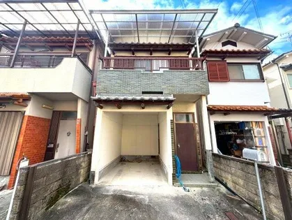 大阪府富田林市新家2丁目【一戸建】の外観