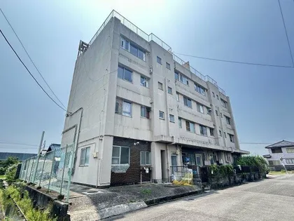 クレオパトラマンションの画像