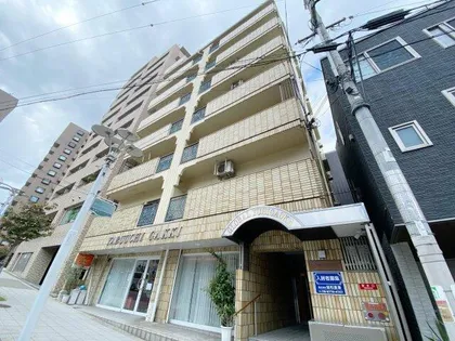 グローバル夕陽ヶ丘【6階】の外観