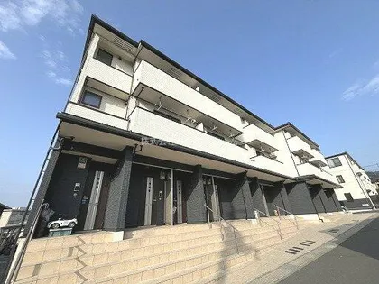 サンタ・シーマ【3階】の外観