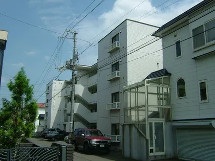 北海道札幌市東区北十九条東8丁目【マンション】の外観