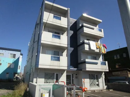 北海道札幌市東区北八条東17丁目【マンション】の外観