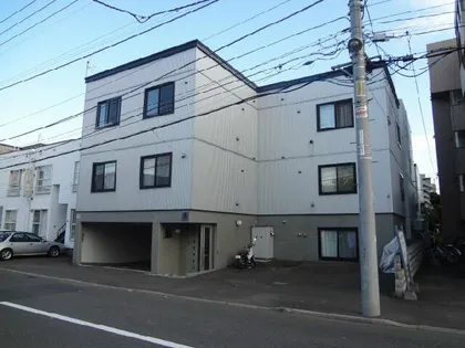 北海道札幌市東区北二十二条東2丁目【アパート】の外観