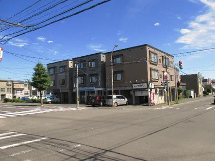 北海道札幌市東区北三十二条東18丁目【アパート】の外観