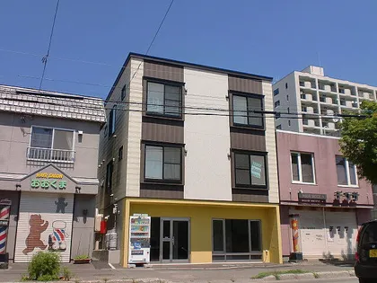 北海道札幌市東区北十五条東15丁目【アパート】の外観