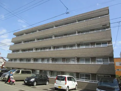 北海道札幌市東区北二十条東18丁目【マンション】の外観