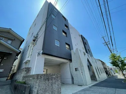 セイザンコート【4階】の外観