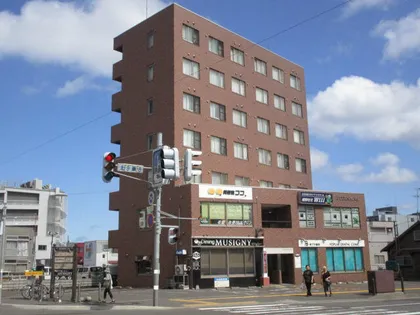 北海道札幌市東区北九条東8丁目【マンション】の外観