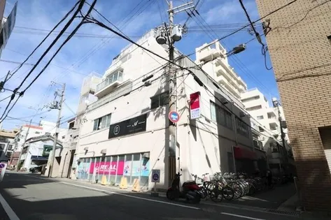 ドムール板宿【6階】の外観