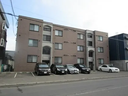 北海道札幌市東区北十一条東13丁目【マンション】の外観