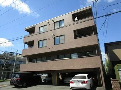 北海道札幌市東区北十六条東5丁目【マンション】の外観