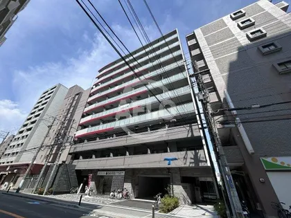 セレニテ江坂ミラク【4階】の外観