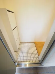 ローズハイツ【102号室】の玄関