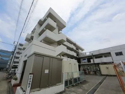 名栄ビル【3階】の外観